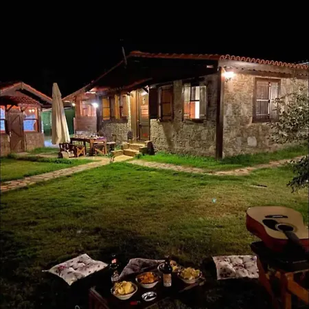 Sirince Wooden House Gaia Шале Сельчук
